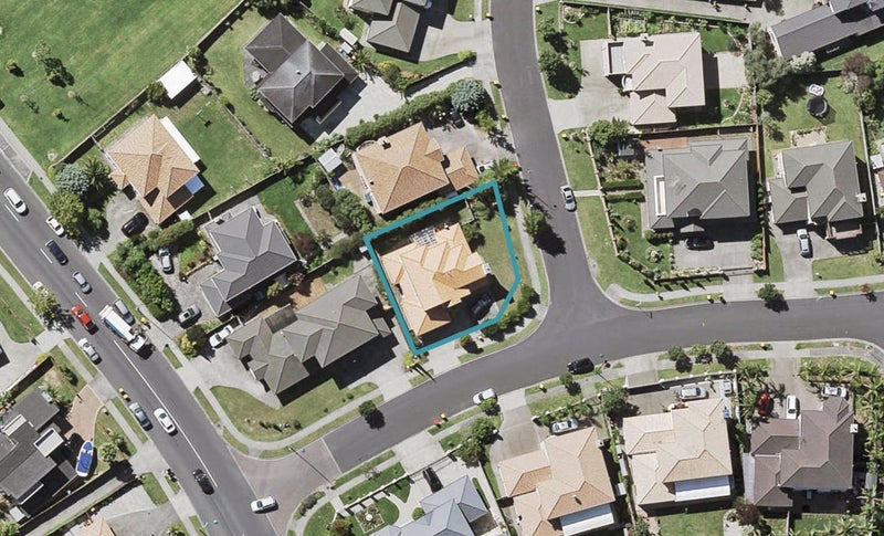 103 Killybegs Drive, Pinehill, Auckland - Carousel 1