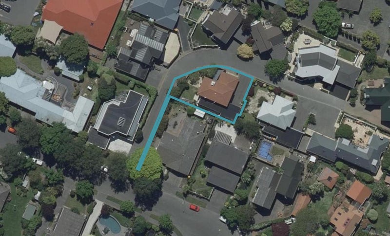 9 Denley Gardens, Avonhead, Christchurch - Carousel 1