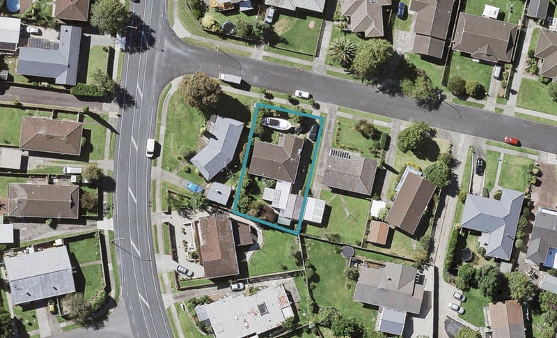 3 Rothwell Place, Sunnyhills, Auckland - Carousel 1