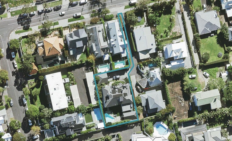 72 Sarsfield Street, Herne Bay, Auckland - Carousel 1