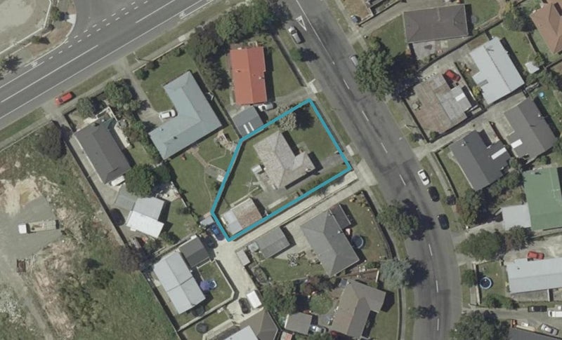 6 Kaimanawa Street, Kelvin Grove, Palmerston North - Carousel 1