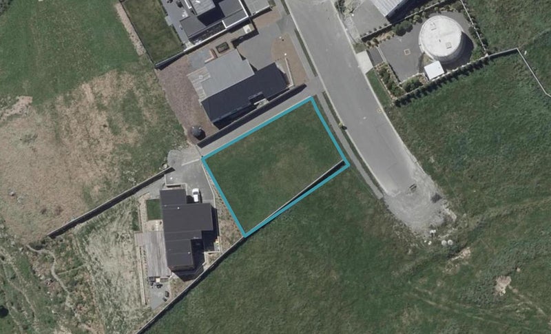 172 Penruddock Rise, Westmorland, Christchurch - Carousel 1
