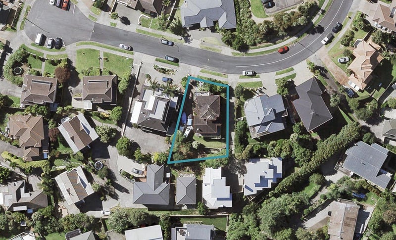 20 McCahill Views, Botany Downs, Auckland - Carousel 1