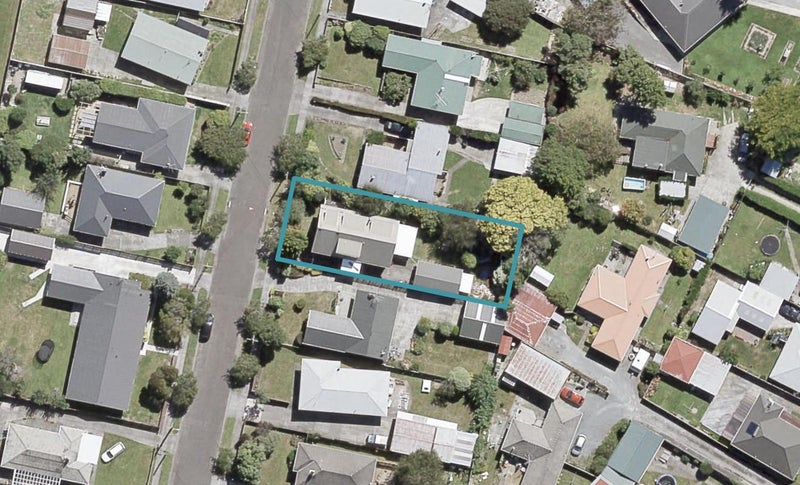 29 Mary Crescent, Elderslea, Upper Hutt - Carousel 1