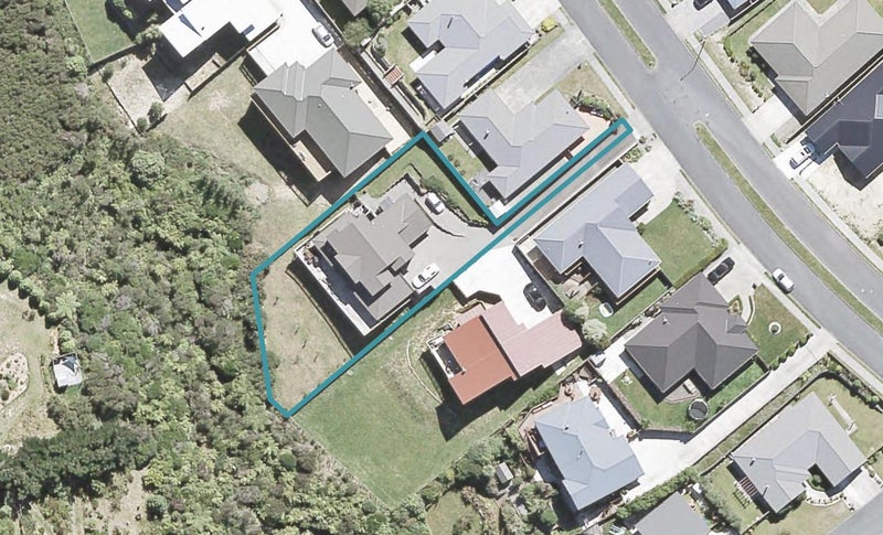 98 Kirton Drive, Riverstone Terraces, Upper Hutt - Carousel 1