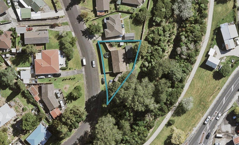 3 Serwayne Place, Sunnyvale, Auckland - Carousel 1