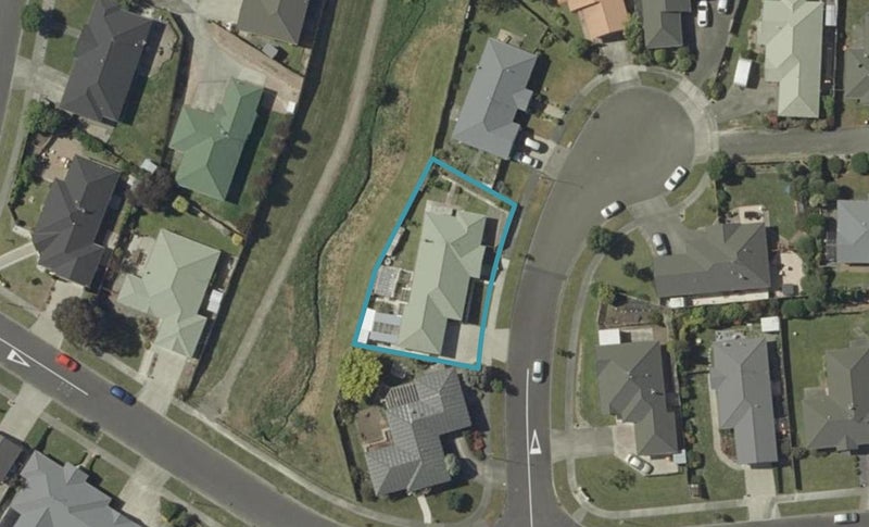 3 Logan Views, Kelvin Grove, Palmerston North - Carousel 1
