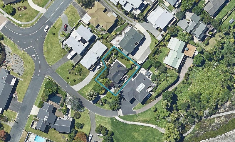 7 Eighteenth Avenue, Tauranga South, Tauranga - Carousel 1