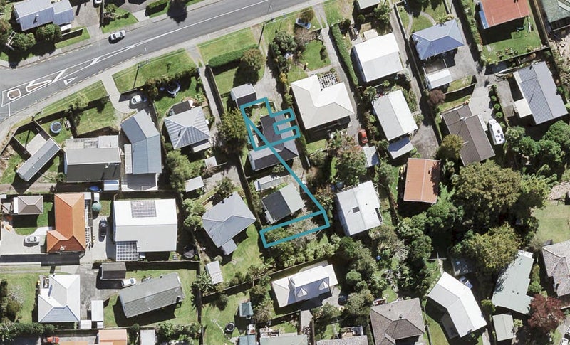 8/3 Eskdale Road, Birkdale, Auckland - Carousel 1