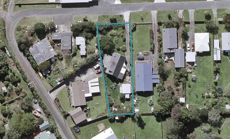 4 Smith Street, Lepperton, New Plymouth - Carousel 1