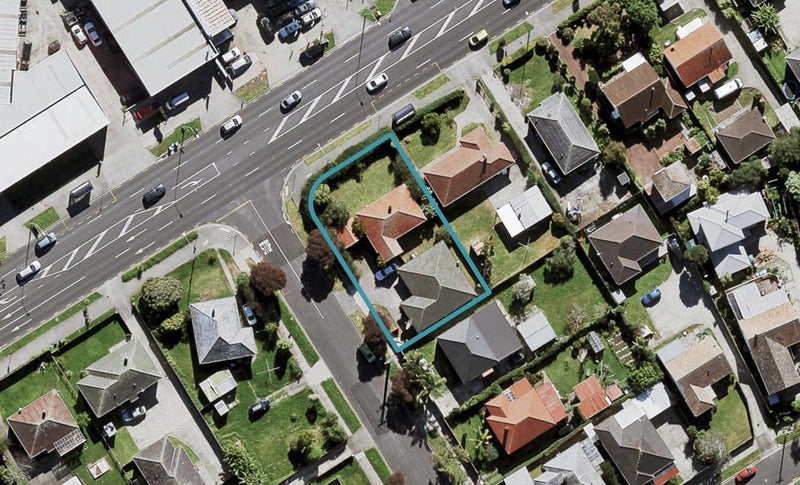 41 Miranda Street, Avondale, Auckland - Carousel 1