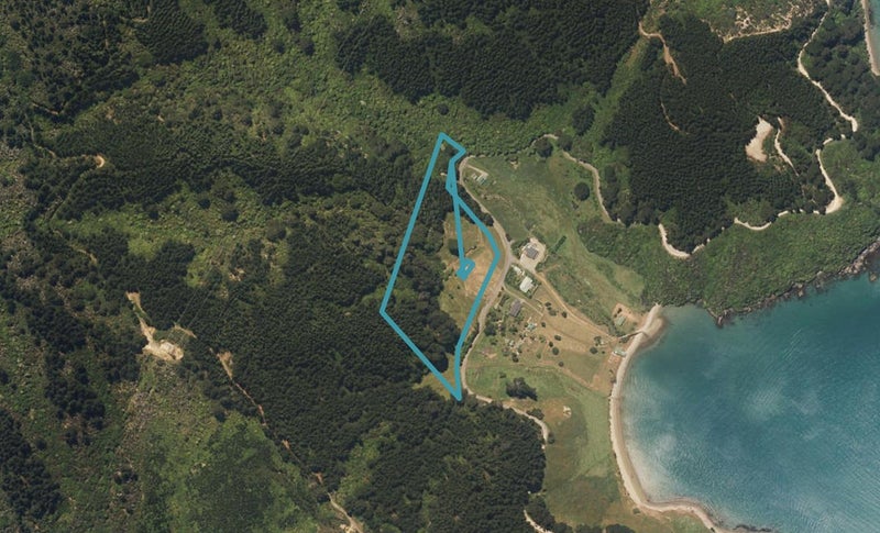 0 Kakapo Bay, Port Underwood, Picton - Carousel 1