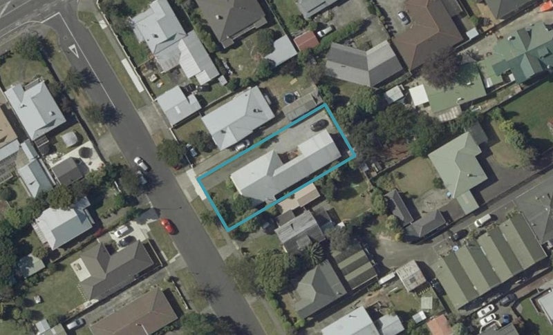 5 Bryant Street, Takaro, Palmerston North - Carousel 1