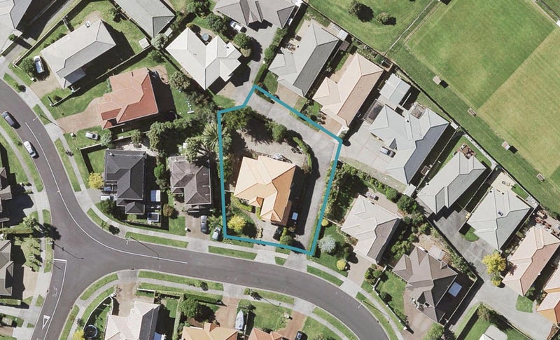21 Cantora Avenue, Northpark, Auckland - Carousel 1