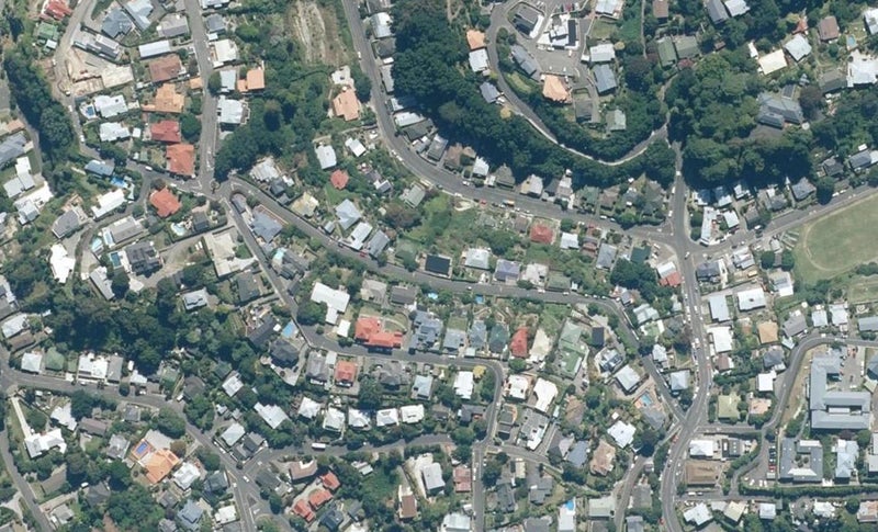 9 Fitzroy Road, Bluff Hill, Napier - Carousel 1