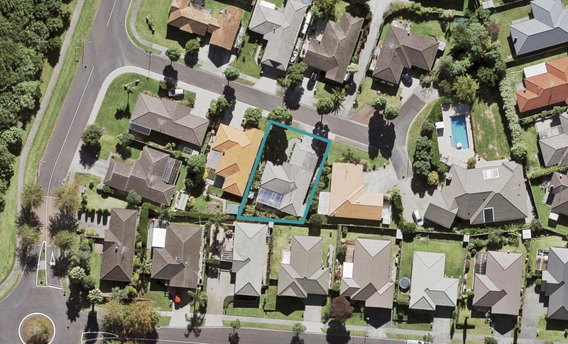 5 Stonegate Close, Westgate, Auckland - Carousel 1
