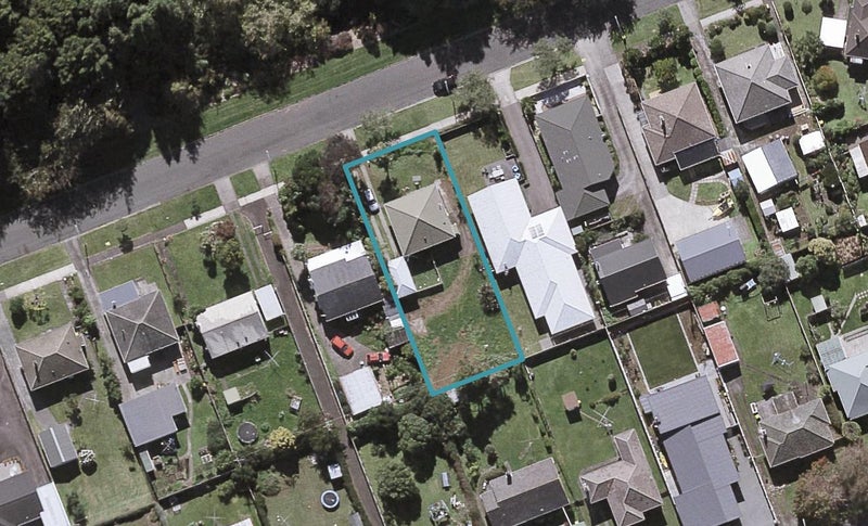 20 Kaimata Street, Brooklands, New Plymouth - Carousel 1