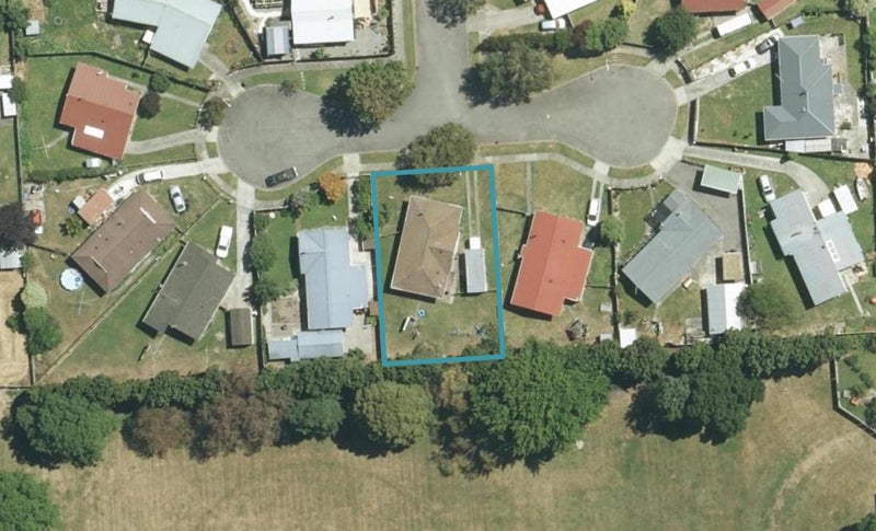 13 Mcfarlane Place, Springlands, Blenheim - Carousel 1