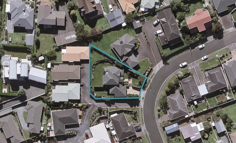 5 Sandel Rise, Merrilands, New Plymouth - Carousel 1