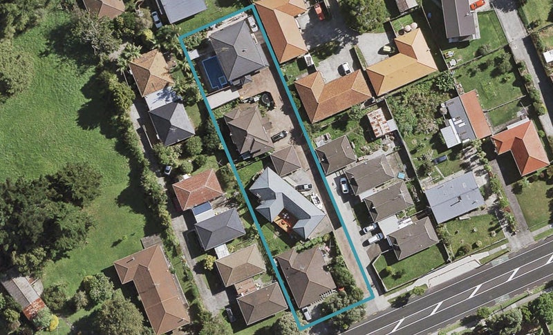 2/26 Alfriston Road, Manurewa East, Auckland - Carousel 1