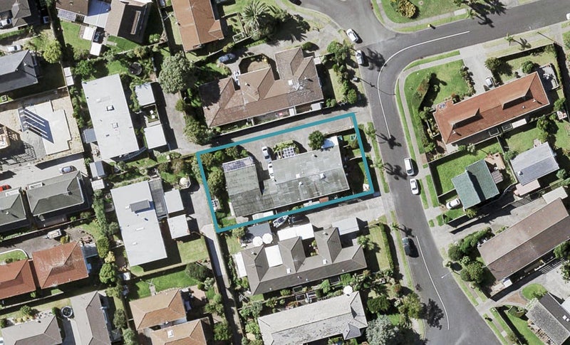 12C Vivian Wilson Drive, Eastern Beach, Auckland - Carousel 1