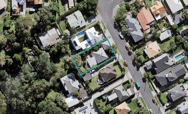 56 Sunny Brae Crescent, Westmere, Auckland - Carousel 1