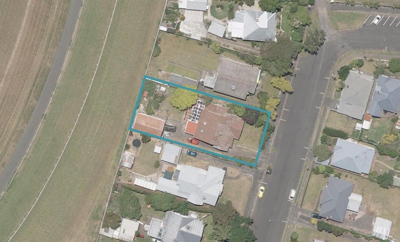 18 Sarjeant Street, Gonville, Whanganui - Carousel 1