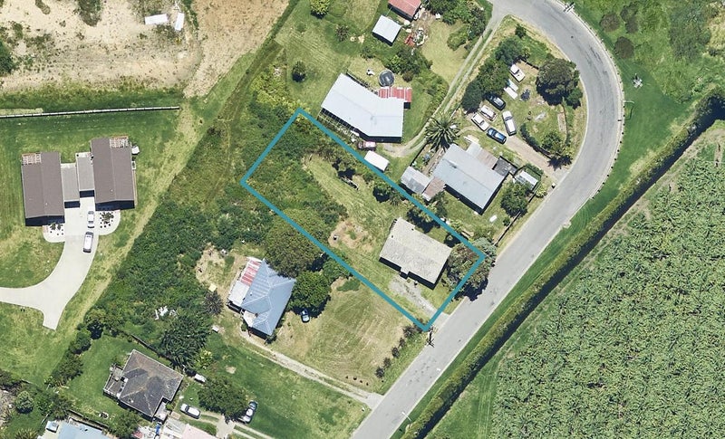 30 Tareha Lane, Kairua - Carousel 1