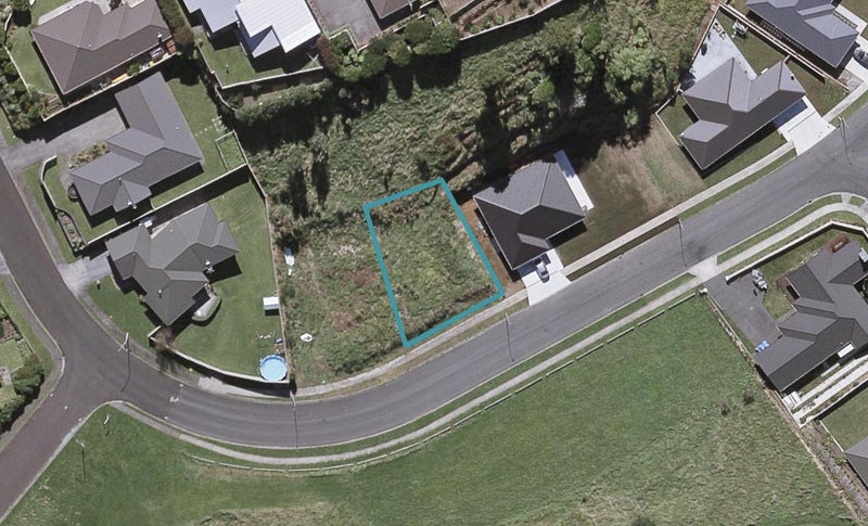 7B Rotokare Crescent, Whalers Gate, New Plymouth - Carousel 1