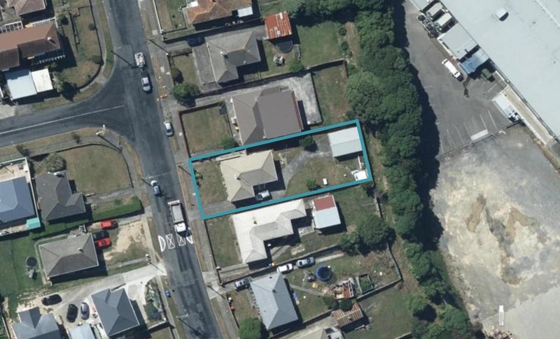 30 Kotuku Street, Elsdon, Porirua - Carousel 1