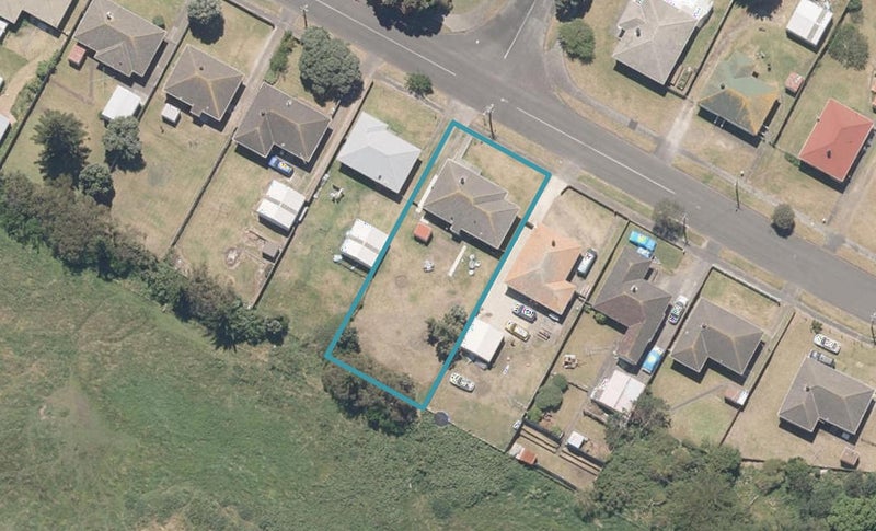 27 Akatea Street, Gonville, Whanganui - Carousel 1