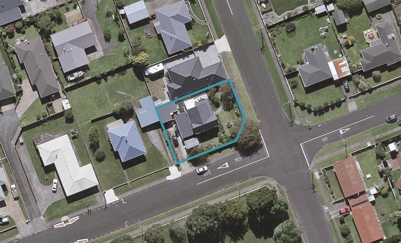 27 Wynyard Street, Bell Block, New Plymouth - Carousel 1