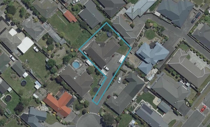 8 Goodall Place, Redwood, Christchurch - Carousel 1