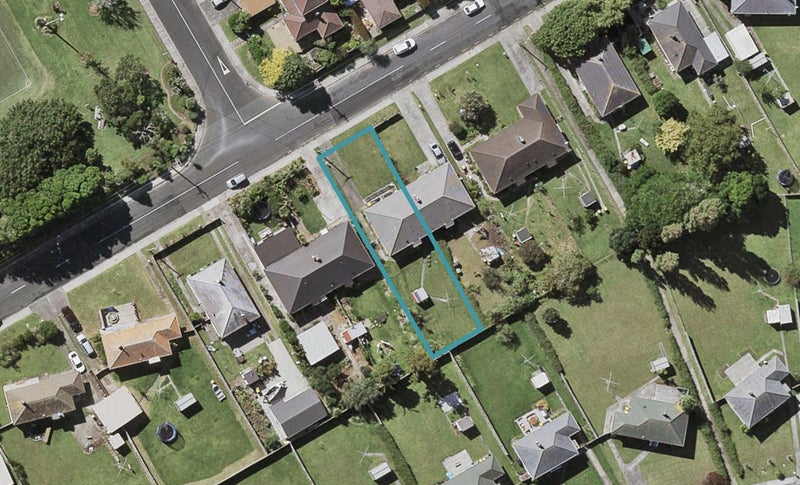 67 Roberts Avenue, Bayswater, Auckland - Carousel 1