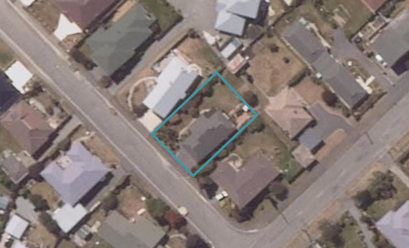 4 Dove Place, Holmes Hill, Oamaru - Carousel 1