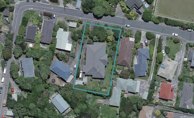 57 Frankmoore Avenue, Johnsonville, Wellington - Carousel 1