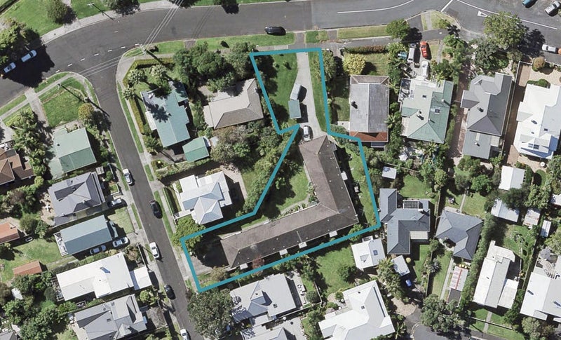 1/18 Cambria Road, Devonport, Auckland - Carousel 1