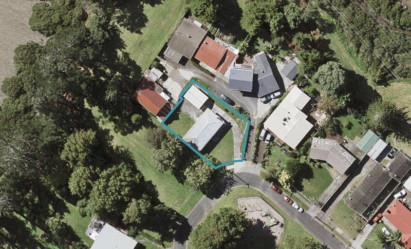 33 Pandora Place, Pakuranga, Auckland - Carousel 1