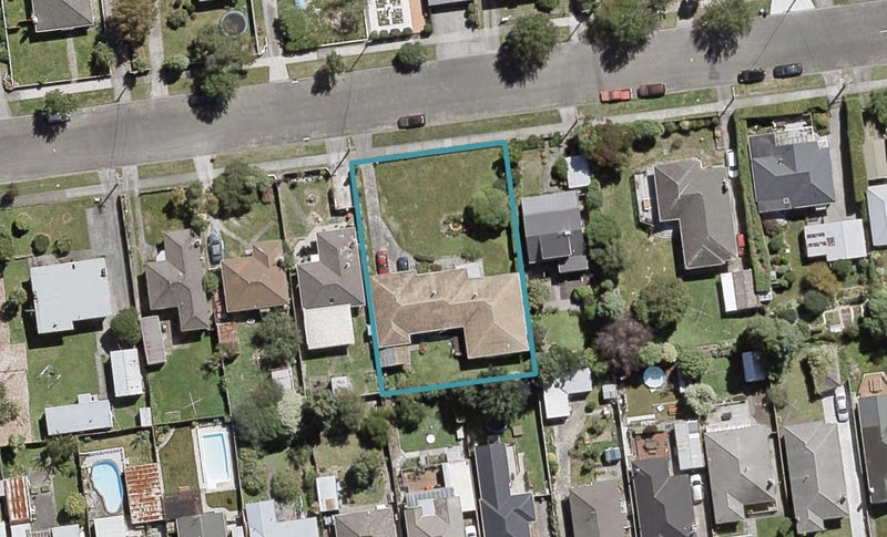 12 Oak Street, Ebdentown, Upper Hutt - Carousel 1