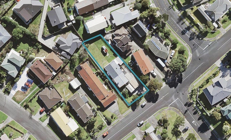 2/43 The Avenue, Lynfield, Auckland - Carousel 1