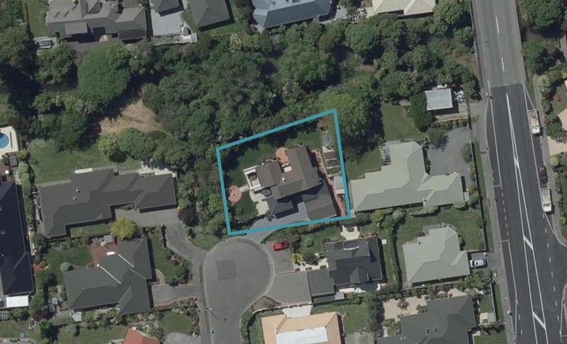 8 Croftfield Place, Westmorland, Christchurch - Carousel 1
