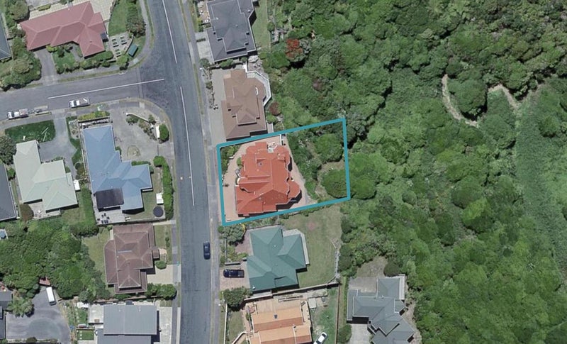 81 Ashton Fitchett Drive, Brooklyn, Wellington - Carousel 1