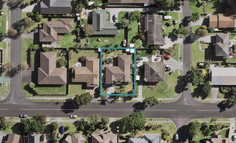 142 Walter Strevens Drive, Conifer Grove, Takanini - Carousel 1
