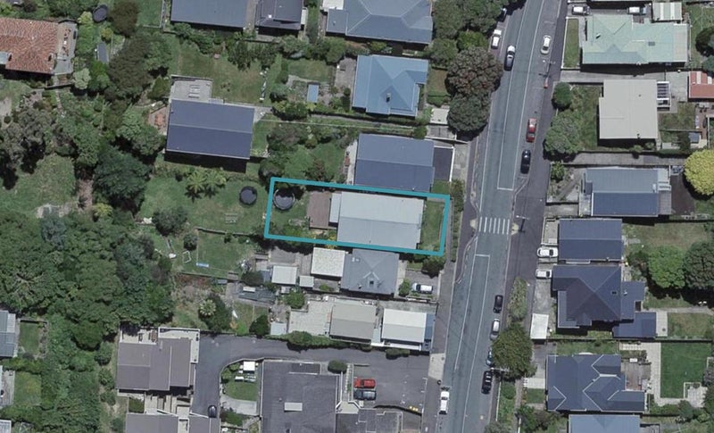 72 Queens Drive, Lyall Bay, Wellington - Carousel 1