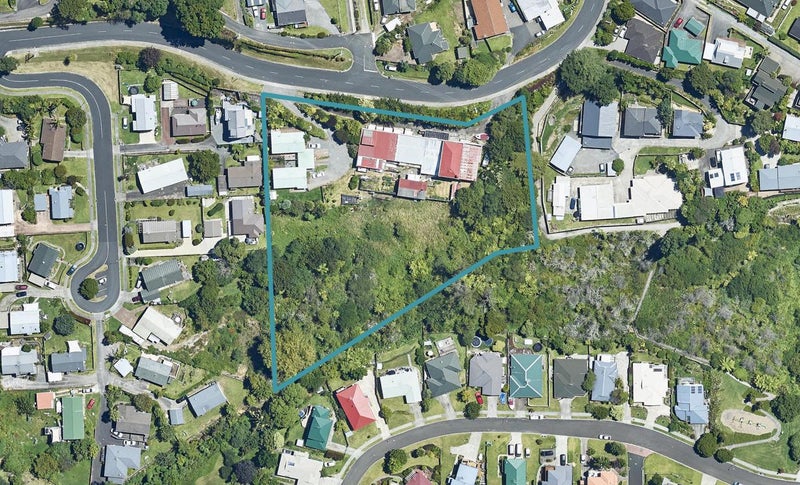178 Darraghs Road, Brookfield, Tauranga - Carousel 1
