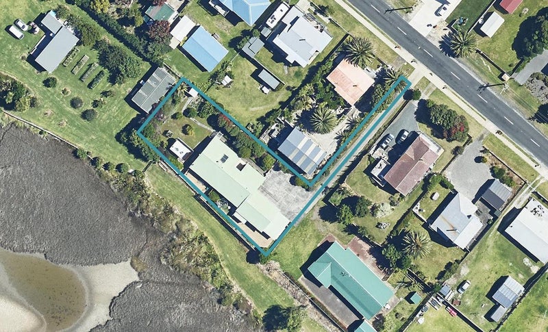 554 Pukehina Parade, Pukehina, Te Puke - Carousel 1