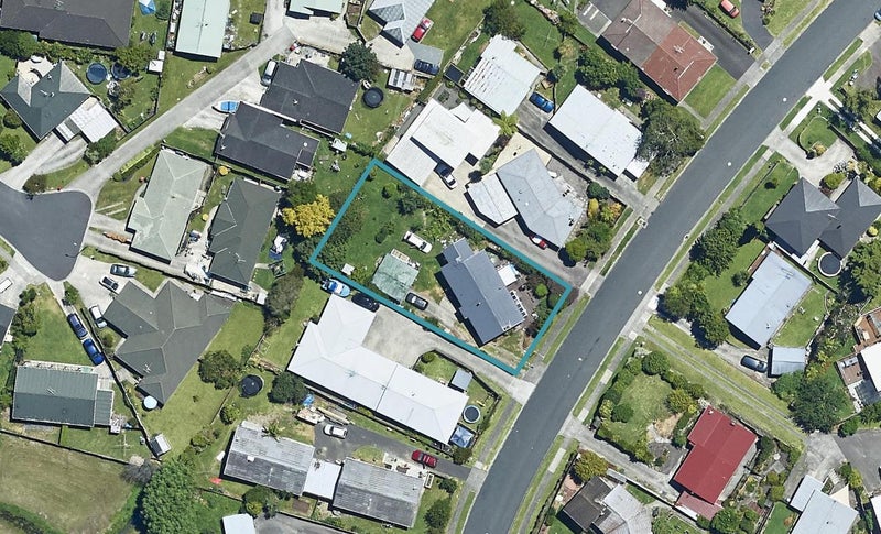 15 Jonathon Street, Brookfield, Tauranga - Carousel 1