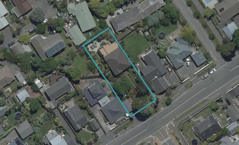 81 Mays Road, St Albans, Christchurch - Carousel 1