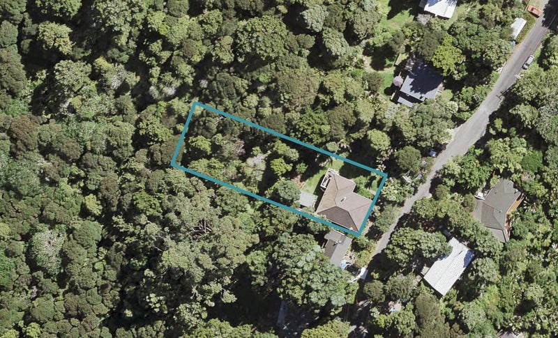 47 Kauri Point Road, Laingholm, Auckland - Carousel 1