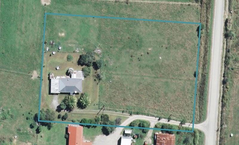 12 Bowling Green Road, Ruatoria, Ruatoria - Carousel 1